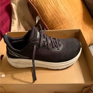 Altra Black Athletic Shoes Performance Comfort